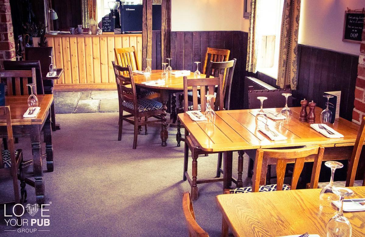 The Rising Sun Inn Waterlooville Esterno foto