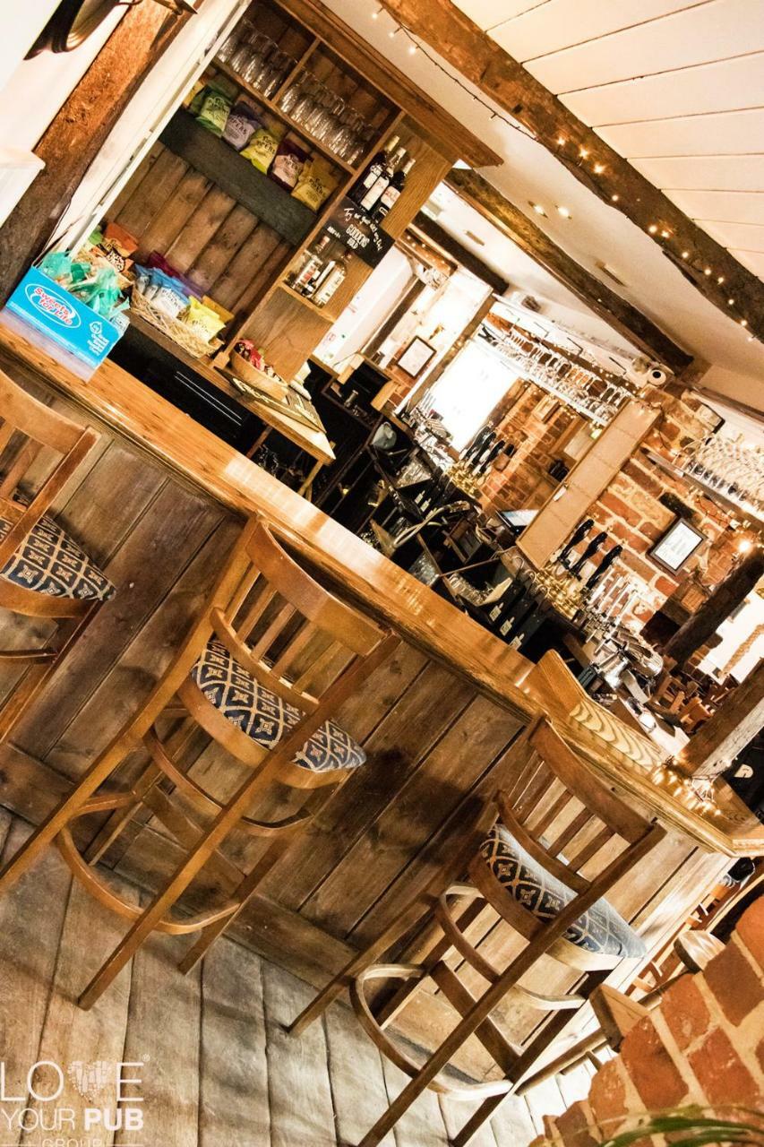 The Rising Sun Inn Waterlooville Esterno foto
